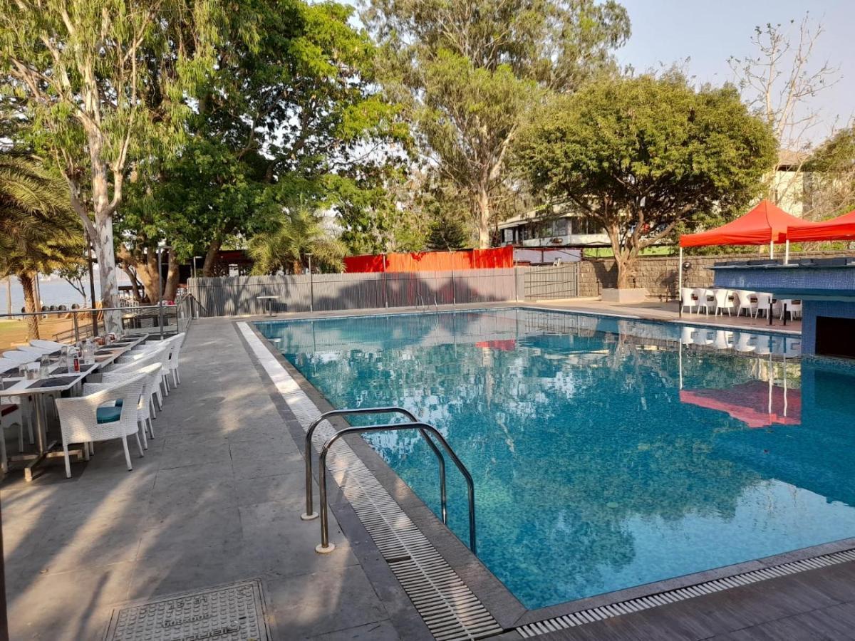 Aquarius Resort Gorhe Khurd エクステリア 写真