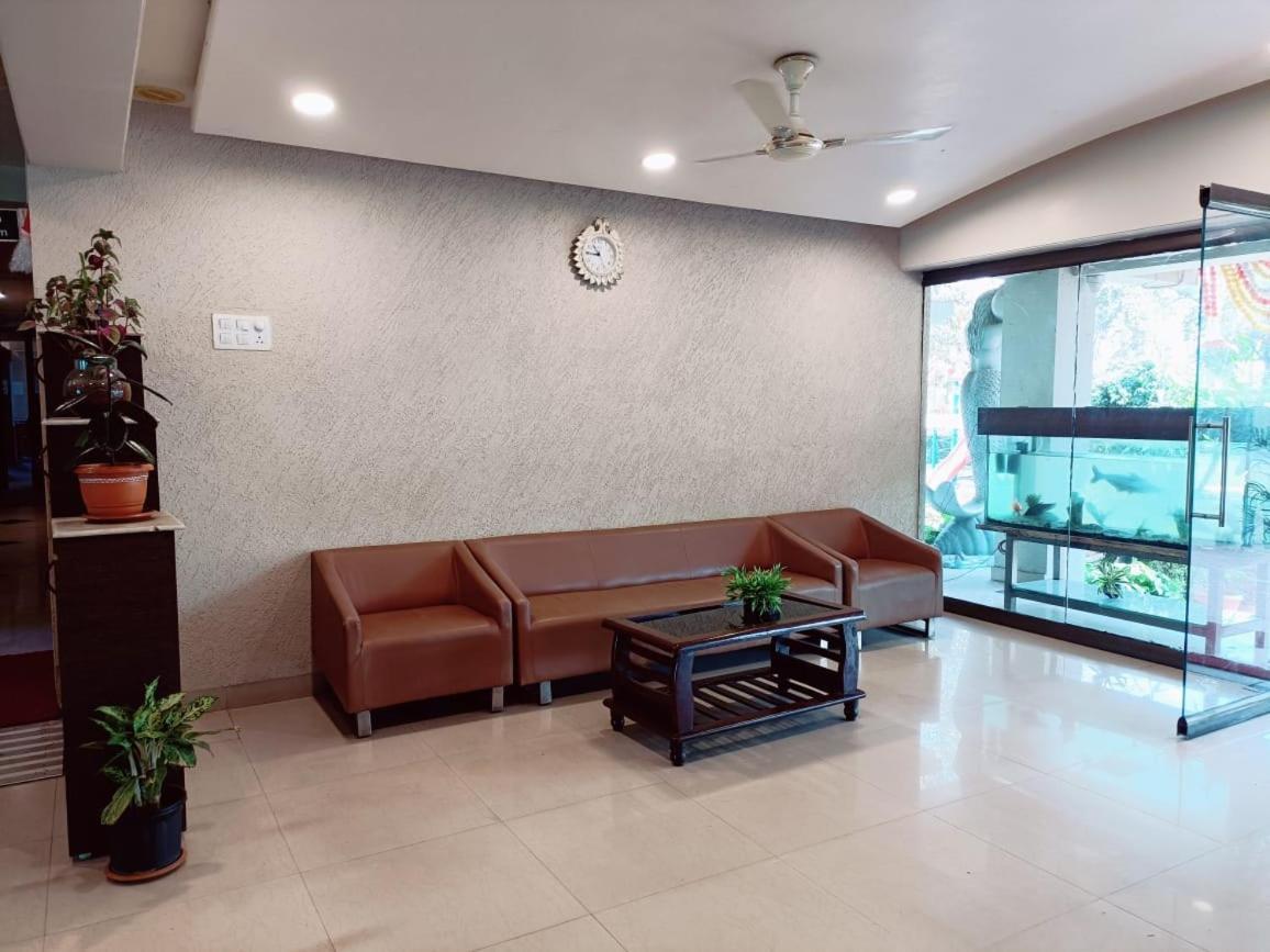 Aquarius Resort Gorhe Khurd エクステリア 写真